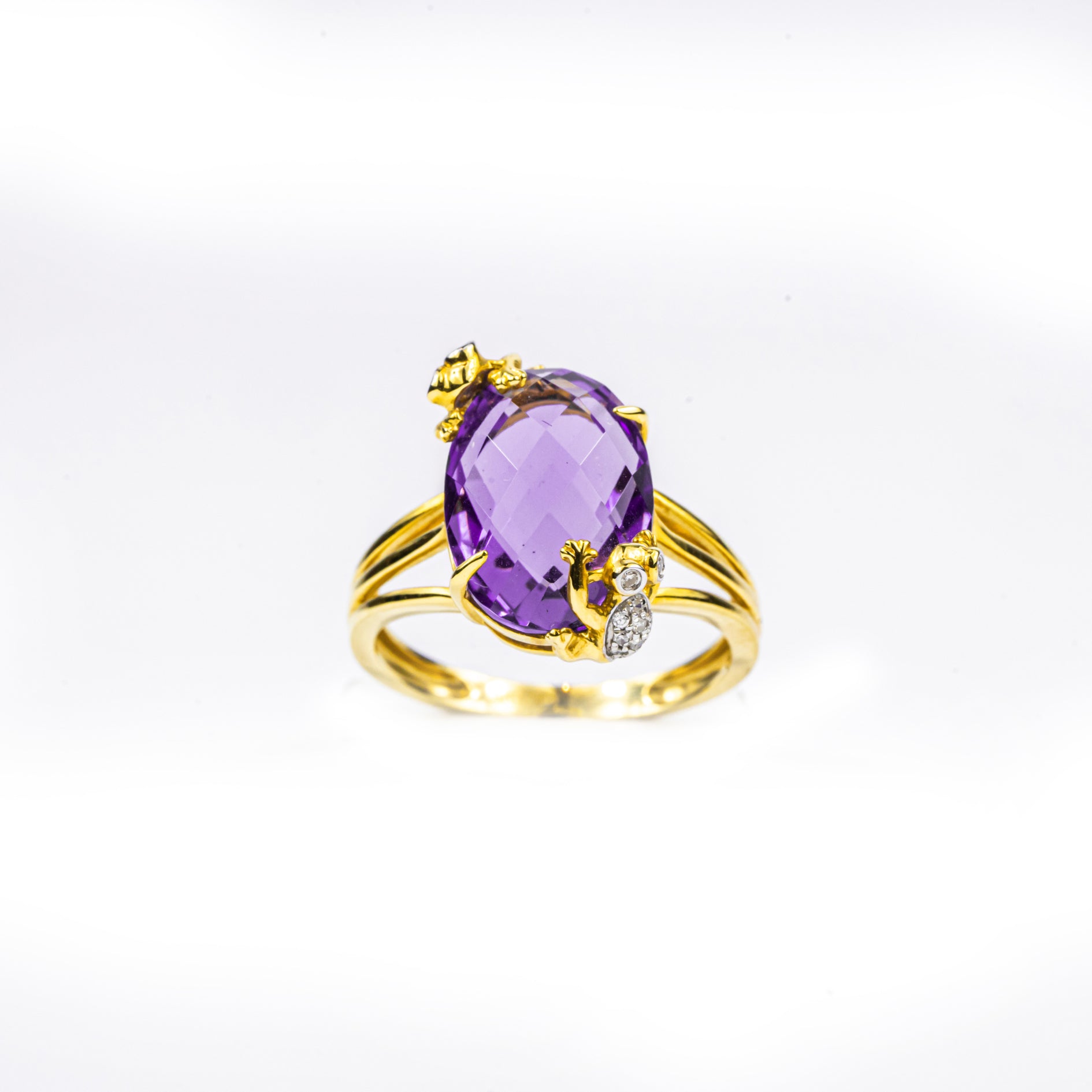 Fjaril Amethyst Ring